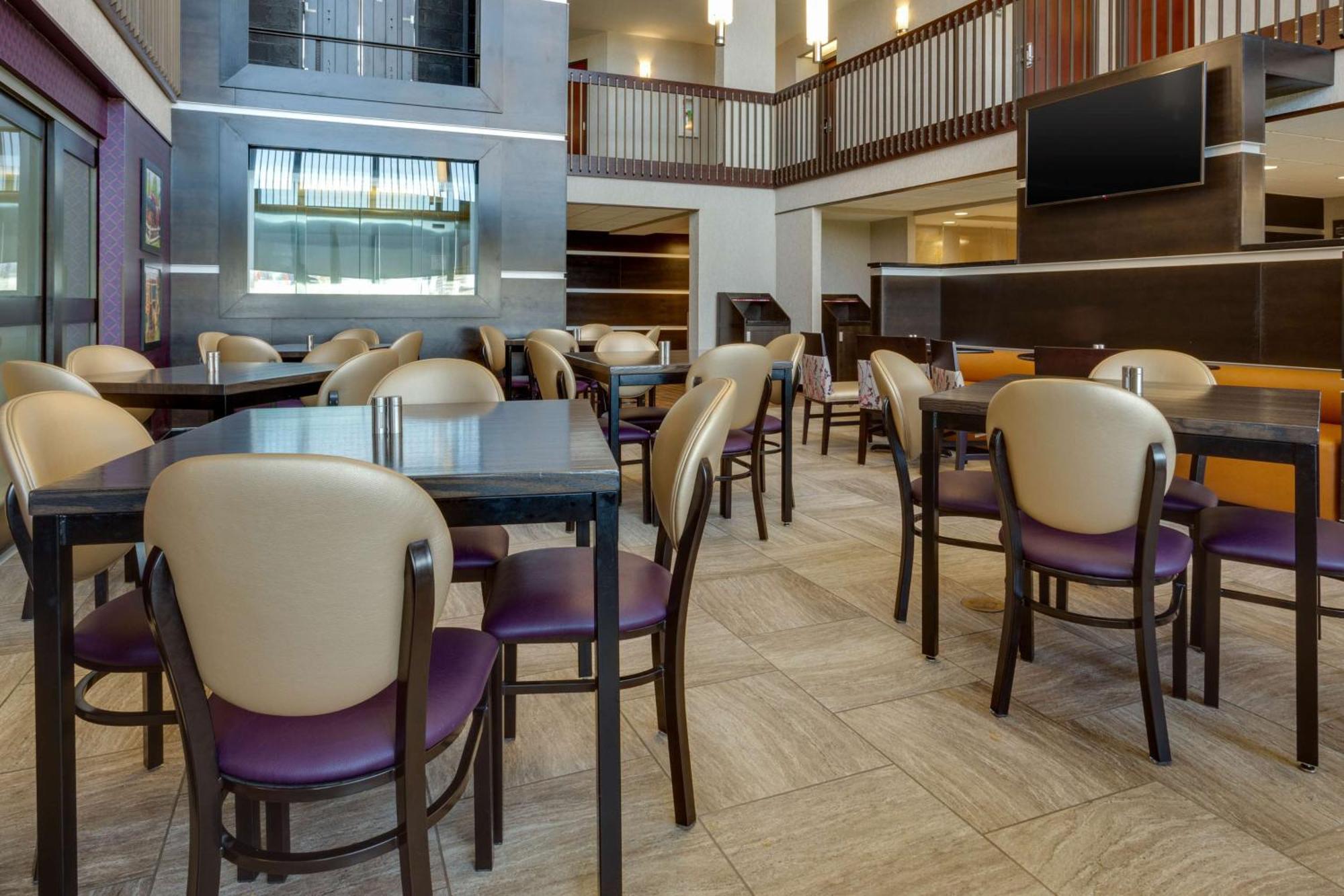 Drury Inn & Suites Overland Park Exteriér fotografie
